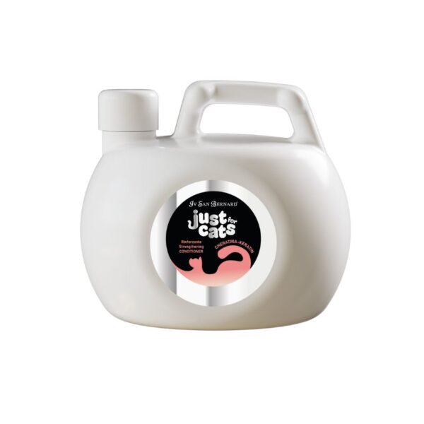 Balsamo IV San Bernard alla keratina da 300ml per gatti